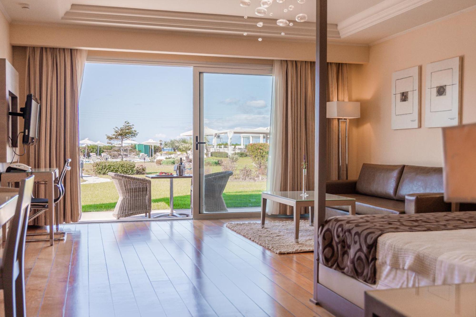 Restia Suites Exclusive Resort -Adults Only Almiros Beach Exterior photo